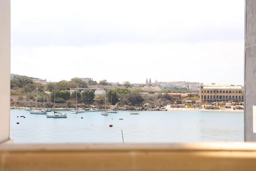 Sliema Central 2Br Apt With Balcony & Sea Views By 360 Estates Malta