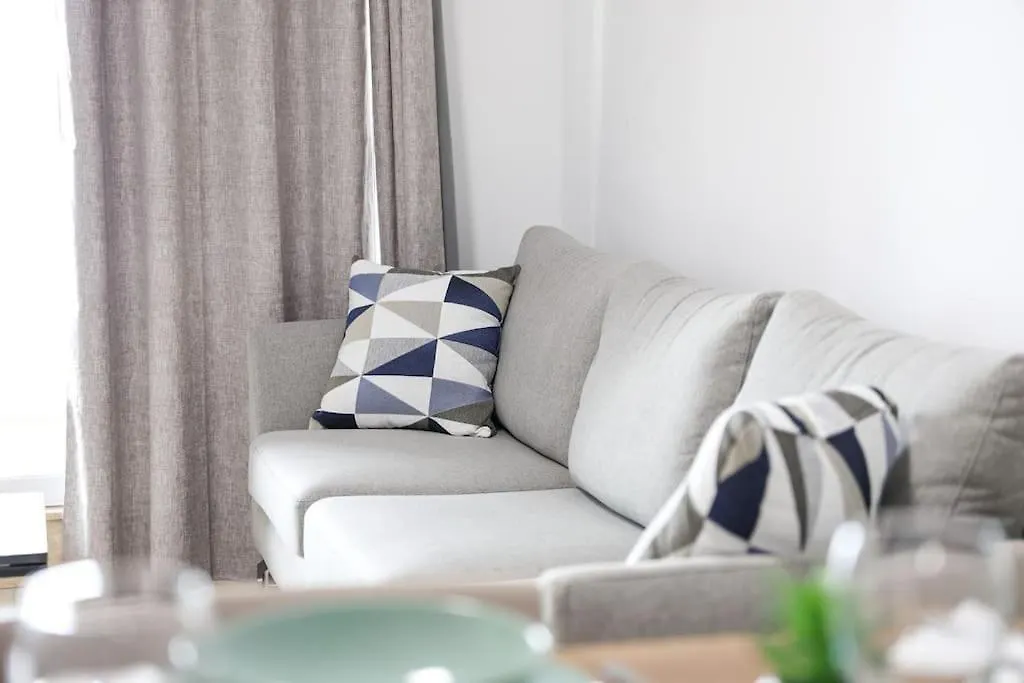Sliema Central 2Br Apt With Balcony & Sea Views By 360 Estates 0*,  Malta